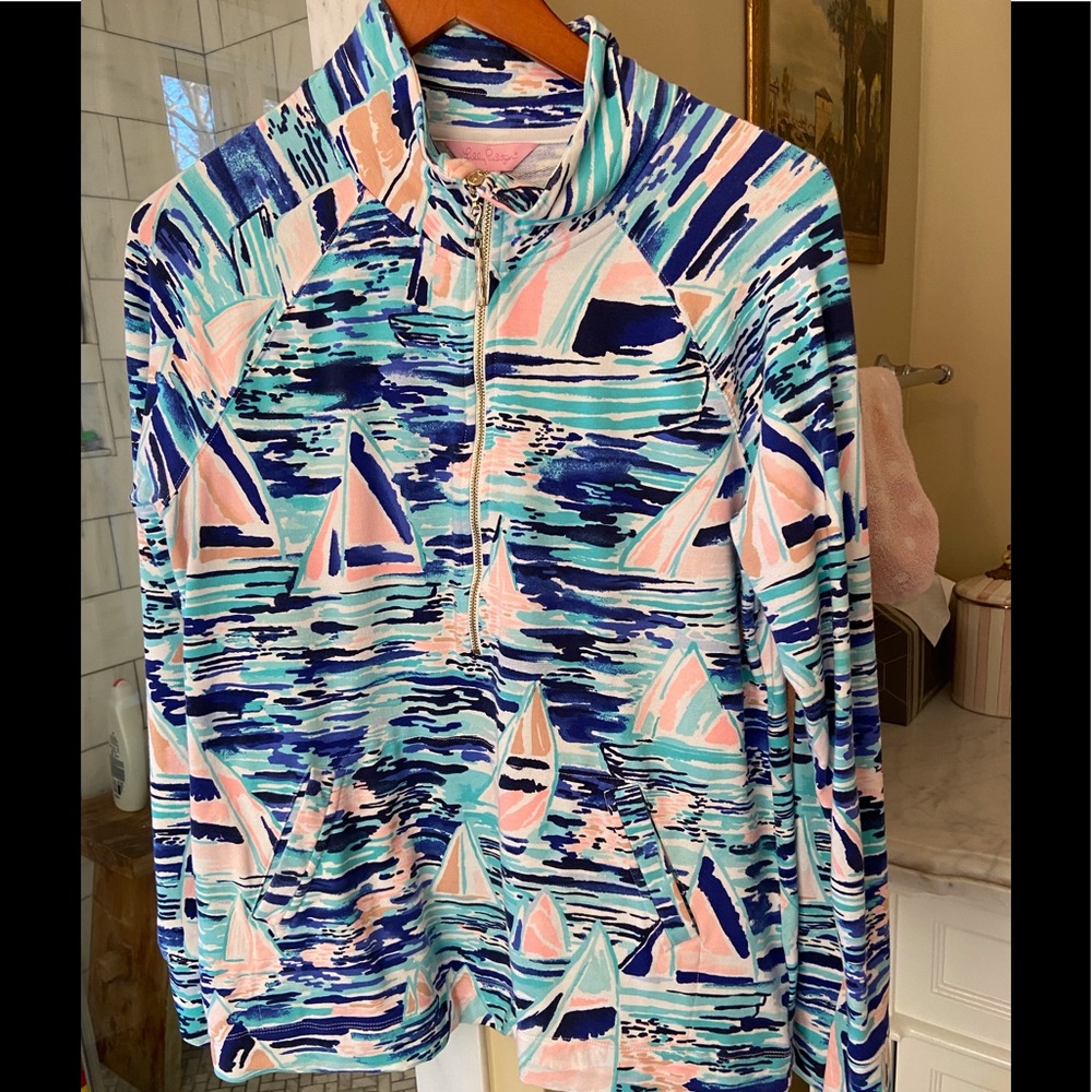 EUC Lilly Pulitzer popover size medium